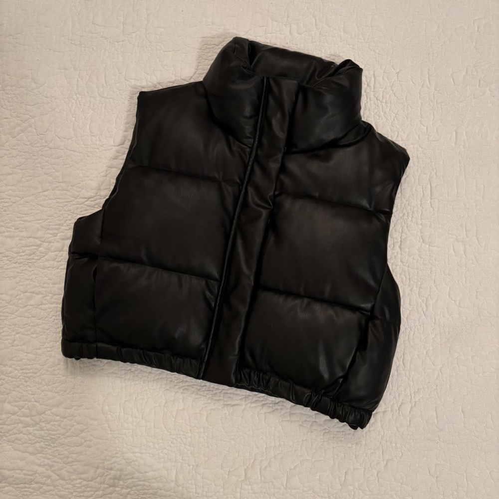 Zara Black Puffer Vest